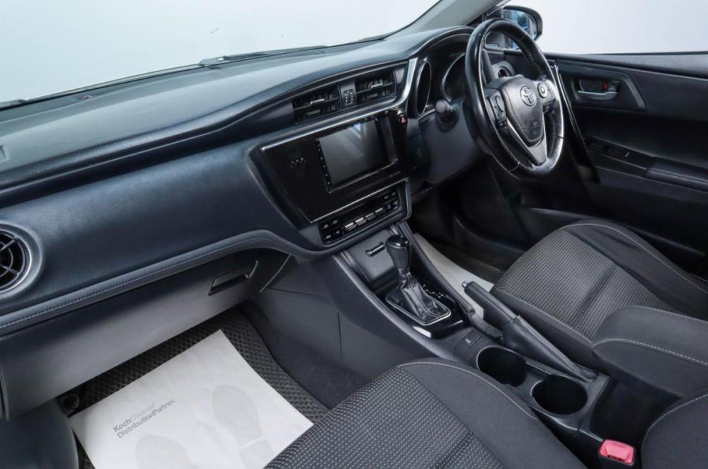 Toyota Auris II Рестайлинг Челябинск  - изображение 19