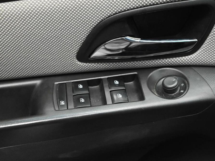 Chevrolet Cruze I Рестайлинг Екатеринбург  - изображение 12
