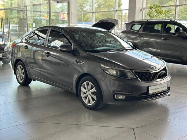Kia Rio III Рестайлинг с пробегом 2015 года, цена 1 079 000 рублей, 113000 км, седан, Автокод Объявления