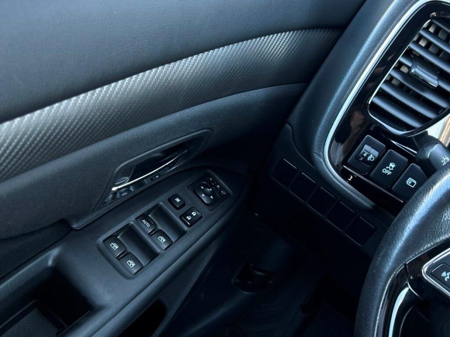 Mitsubishi Outlander III Рестайлинг 2 Санкт-Петербург  - изображение 18