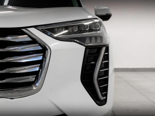 Haval Jolion I с пробегом 2023 года, цена 1 750 000 рублей, 111944 км, внедорожник, Автокод Объявления