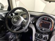Mini Hatch III (F55/F56) Москва  - изображение 30