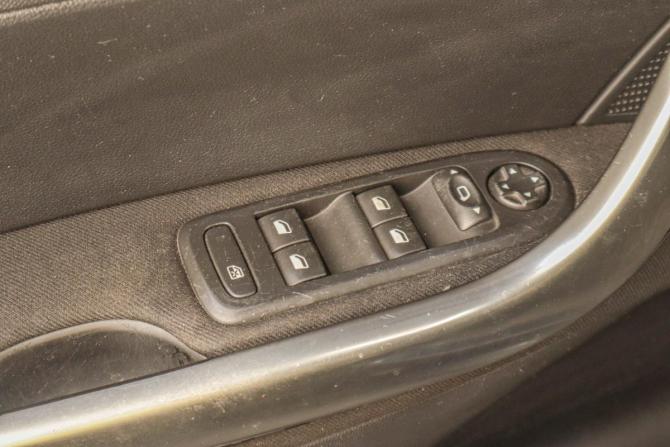 Peugeot 408 I с пробегом 2013 года, цена 549 000 рублей, 181000 км, седан, Автокод Объявления