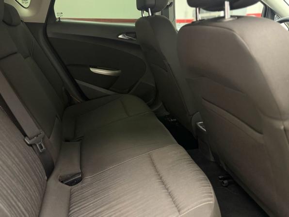 Opel Astra J с пробегом 2012 года, цена 760 000 рублей, 202888 км, хэтчбек, Автокод Объявления