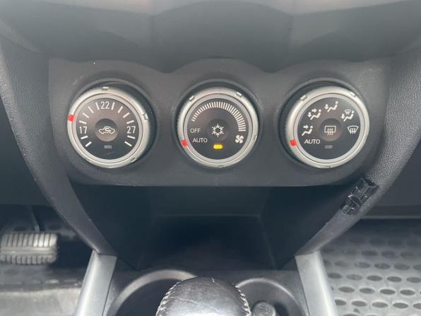 Mitsubishi ASX I с пробегом 2011 года, цена 1 012 000 рублей, 199930 км, внедорожник, Автокод Объявления