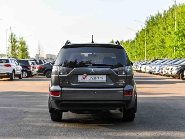 Mitsubishi Outlander II Рестайлинг с пробегом 2011 года, цена 1 010 000 рублей, 224924 км, внедорожник, Автокод Объявления