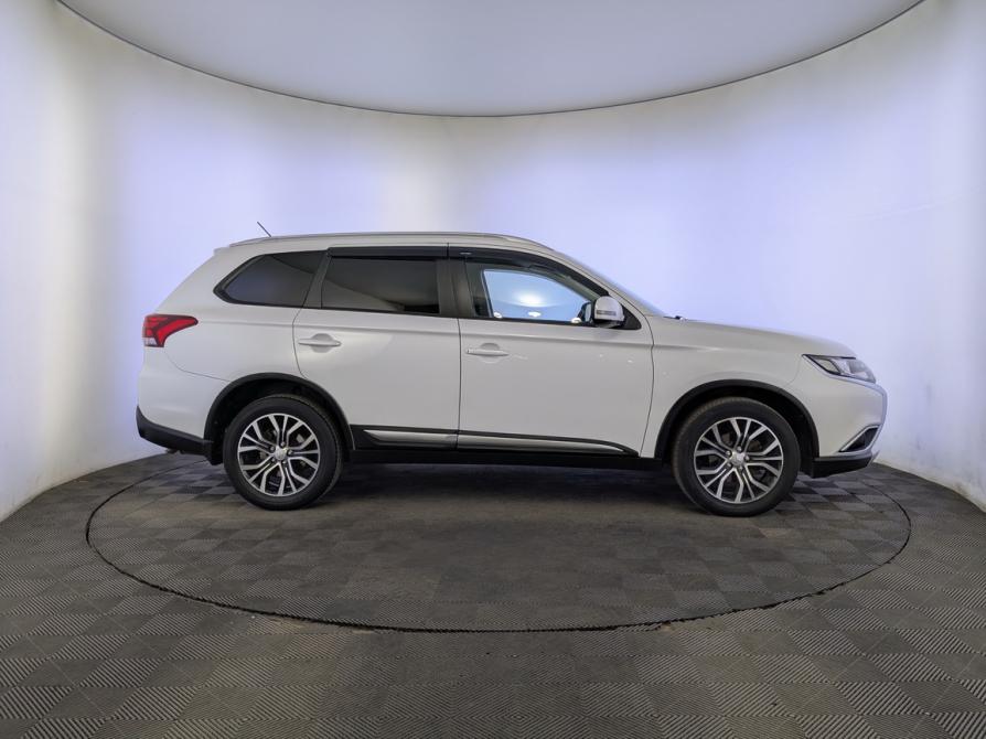 Mitsubishi Outlander III Рестайлинг 2 Москва  - изображение 4