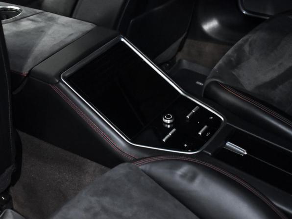 Porsche Panamera II с пробегом 2017 года, цена 4 900 000 рублей, 124898 км, лифтбек, Автокод Объявления