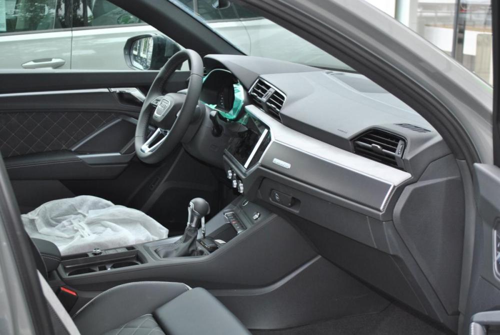 Audi Q3 II (F3) Москва  - изображение 14