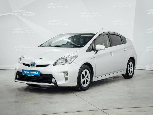 Toyota Prius III Рестайлинг (XW30) с пробегом 2014 года, цена 1 210 000 рублей, 199625 км, лифтбек, Автокод Объявления