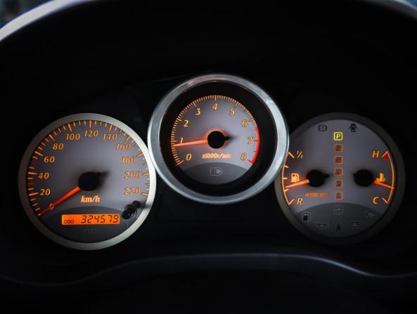 Toyota RAV4 II (XA20) Рестайлинг с пробегом 2004 года, цена 990 000 рублей, 324578 км, внедорожник, Автокод Объявления