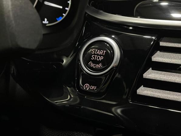 BMW 5 серии VII (G30/G31/G38) с пробегом 2017 года, цена 2 850 000 рублей, 48130 км, седан, Автокод Объявления