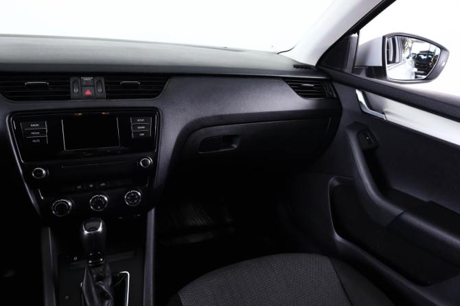 Skoda Octavia III (A7) с пробегом 2014 года, цена 1 049 000 рублей, 212000 км, лифтбек, Автокод Объявления
