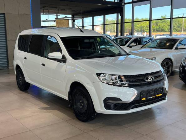 Lada (ВАЗ) Largus I Рестайлинг с пробегом 2024 года, цена 1 480 000 рублей, 2467 км, универсал, Автокод Объявления