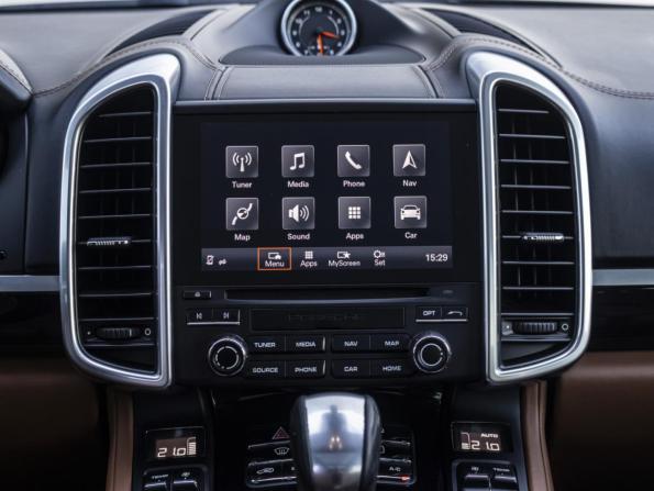 Porsche Cayenne II Рестайлинг (958) с пробегом 2016 года, цена 4 100 000 рублей, 260532 км, внедорожник, Автокод Объявления