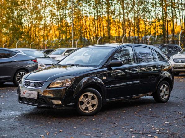Kia Rio II Рестайлинг с пробегом 2010 года, цена 420 000 рублей, 256406 км, хэтчбек, Автокод Объявления
