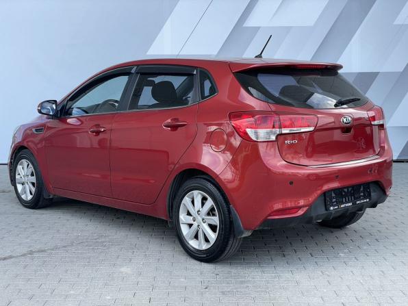 Kia Rio III Рестайлинг с пробегом 2016 года, цена 1 148 000 рублей, 99929 км, хэтчбек, Автокод Объявления