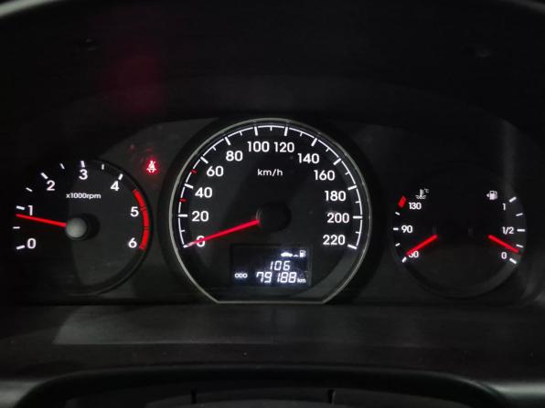 Hyundai H-1 II Рестайлинг с пробегом 2016 года, цена 2 650 000 рублей, 79200 км, минивэн, Автокод Объявления