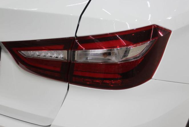 Lada (ВАЗ) Vesta I Рестайлинг (NG) с пробегом 2024 года, цена 1 750 000 рублей, 28572 км, универсал, Автокод Объявления