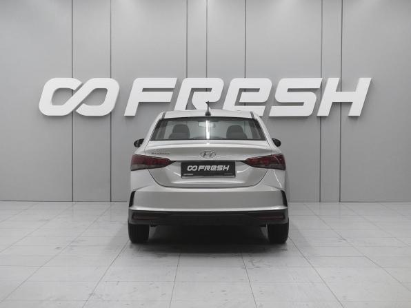 Hyundai Solaris II Рестайлинг с пробегом 2021 года, цена 1 490 000 рублей, 45801 км, седан, Автокод Объявления