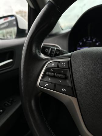 Hyundai Solaris II с пробегом 2018 года, цена 1 360 000 рублей, 154446 км, седан, Автокод Объявления