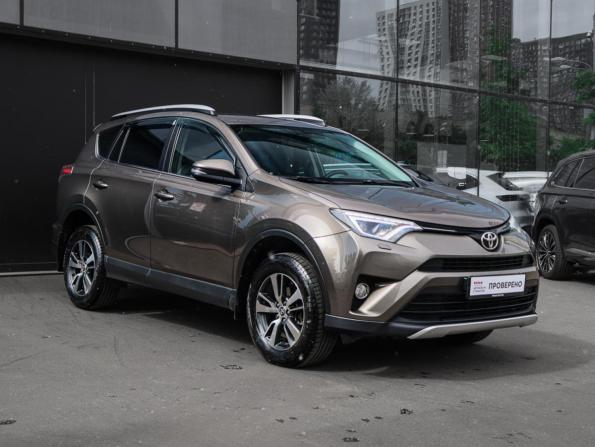 Toyota RAV4 IV (XA40) Рестайлинг с пробегом 2018 года, цена 2 390 000 рублей, 159255 км, внедорожник, Автокод Объявления