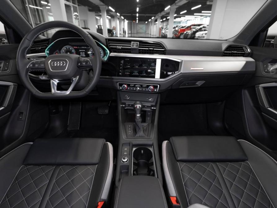 Audi Q3 II (F3) Москва  - изображение 8