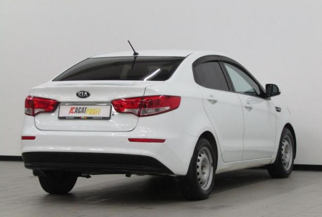 Kia Rio III Рестайлинг с пробегом 2016 года, цена 829 000 рублей, 118941 км, седан, Автокод Объявления