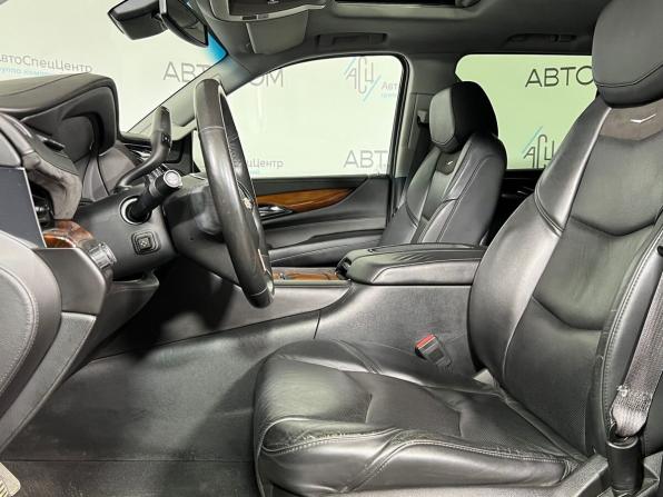 Cadillac Escalade IV с пробегом 2015 года, цена 2 919 000 рублей, 214304 км, внедорожник, Автокод Объявления
