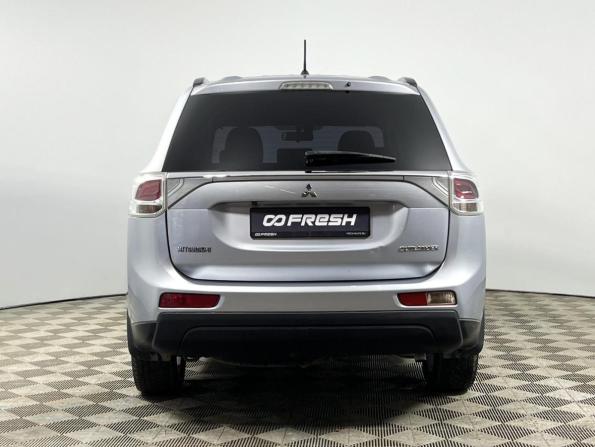 Mitsubishi Outlander III с пробегом 2012 года, цена 1 325 200 рублей, 175028 км, внедорожник, Автокод Объявления
