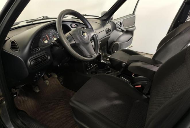 Chevrolet Niva I Рестайлинг с пробегом 2015 года, цена 600 000 рублей, 105439 км, внедорожник, Автокод Объявления