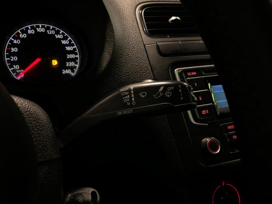 Volkswagen Polo V Челябинск  - изображение 17
