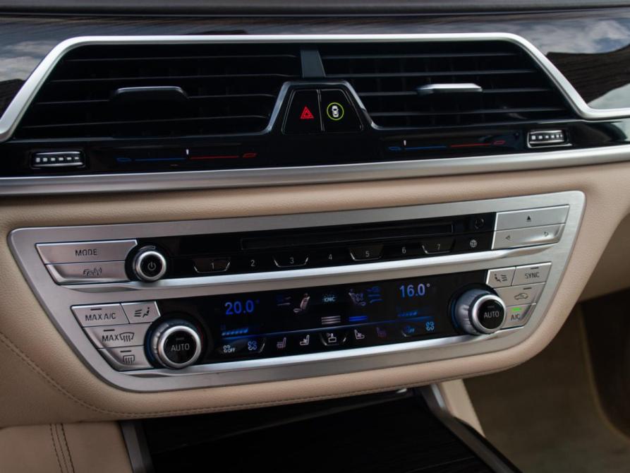 BMW 7 серии VI (G11/G12) Москва  - изображение 19