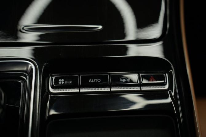 Geely Boyue L II с пробегом 2025 года, цена 2 988 000 рублей, 24100 км, внедорожник, Автокод Объявления
