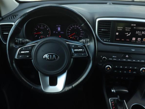 Kia Sportage IV Рестайлинг с пробегом 2020 года, цена 2 359 000 рублей, 73322 км, внедорожник, Автокод Объявления