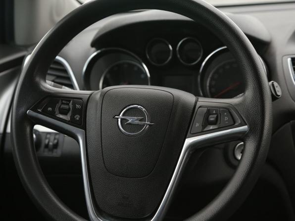 Opel Mokka I с пробегом 2014 года, цена 923 000 рублей, 118700 км, внедорожник, Автокод Объявления