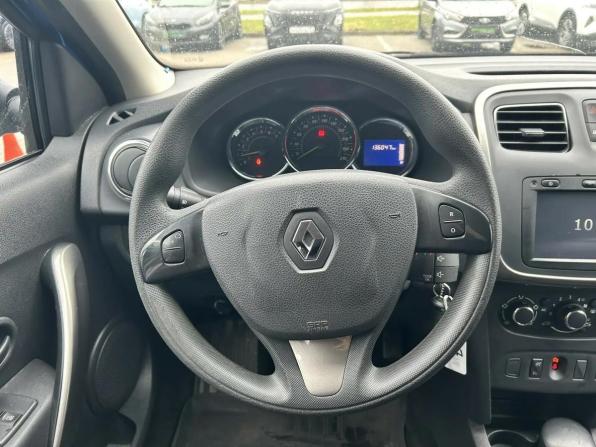 Renault Sandero II с пробегом 2014 года, цена 799 000 рублей, 136046 км, хэтчбек, Автокод Объявления