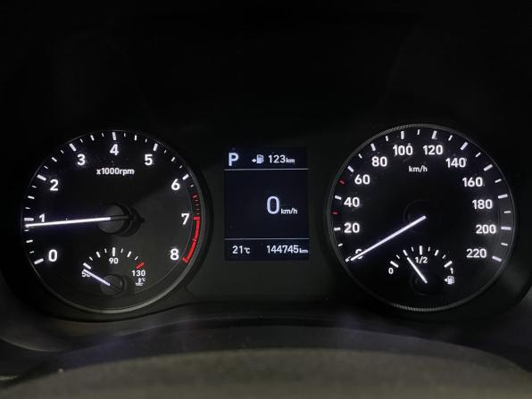 Hyundai Solaris II с пробегом 2017 года, цена 1 125 000 рублей, 144743 км, седан, Автокод Объявления