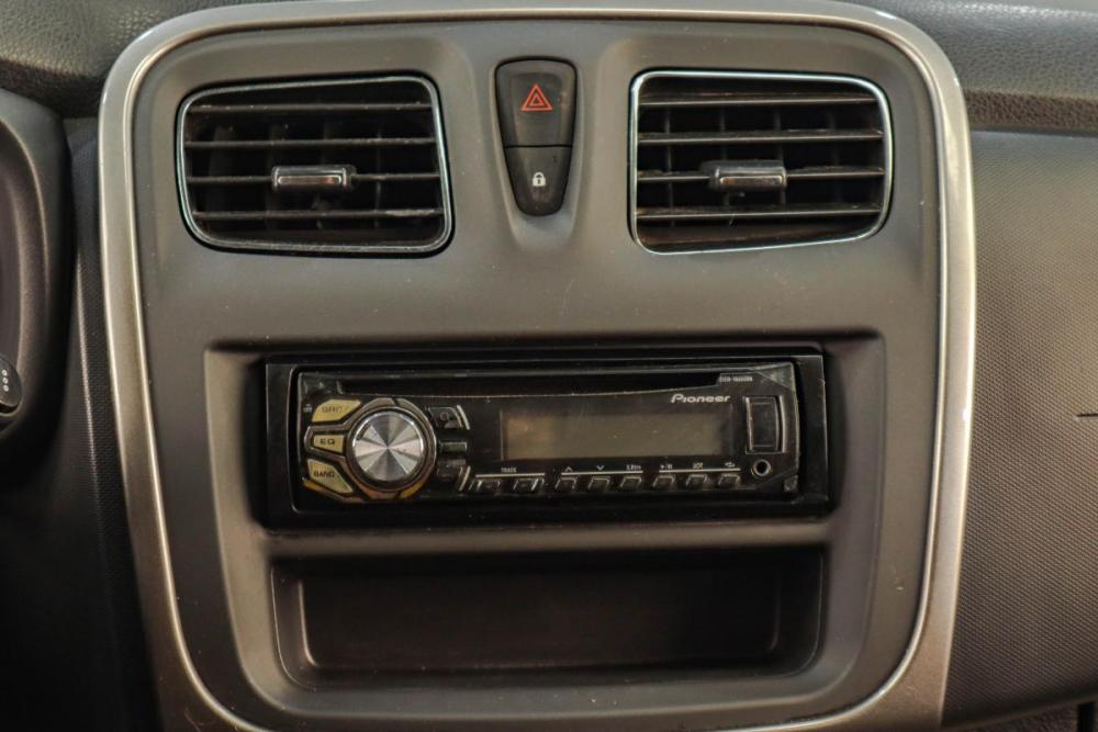 Renault Logan II Челябинск  - изображение 14