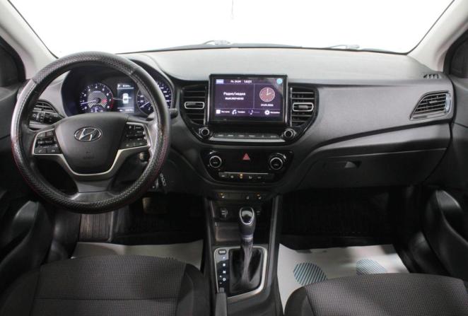 Hyundai Solaris II Рестайлинг с пробегом 2020 года, цена 1 600 000 рублей, 164319 км, седан, Автокод Объявления
