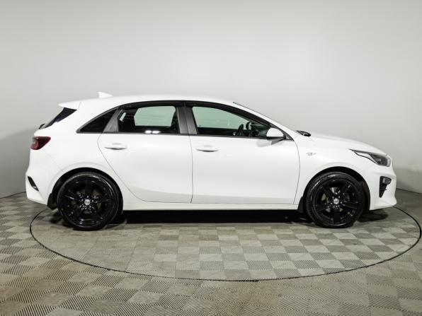 Kia Ceed III с пробегом 2018 года, цена 1 599 700 рублей, 120165 км, хэтчбек, Автокод Объявления