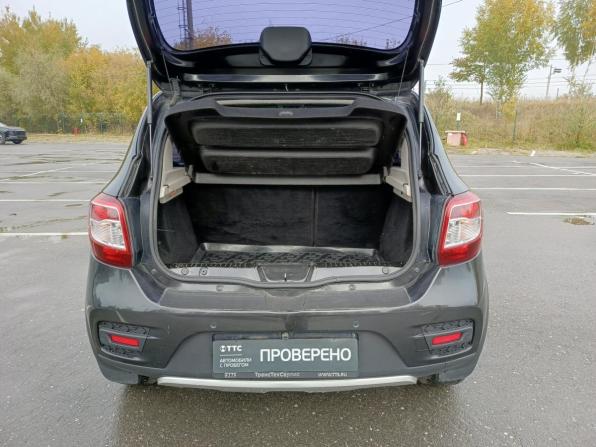 Renault Sandero II с пробегом 2015 года, цена 763 000 рублей, 132012 км, хэтчбек, Автокод Объявления