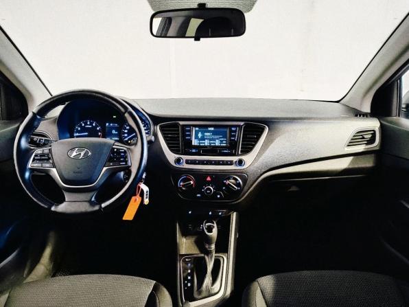 Hyundai Solaris II с пробегом 2018 года, цена 1 189 000 рублей, 164910 км, седан, Автокод Объявления