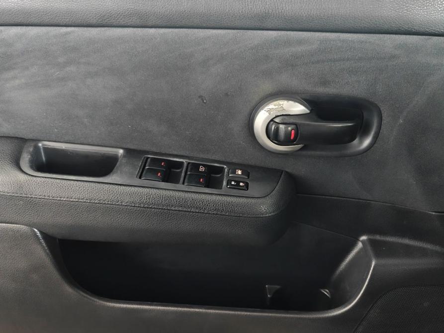 Nissan Tiida I Рестайлинг Москва  - изображение 14