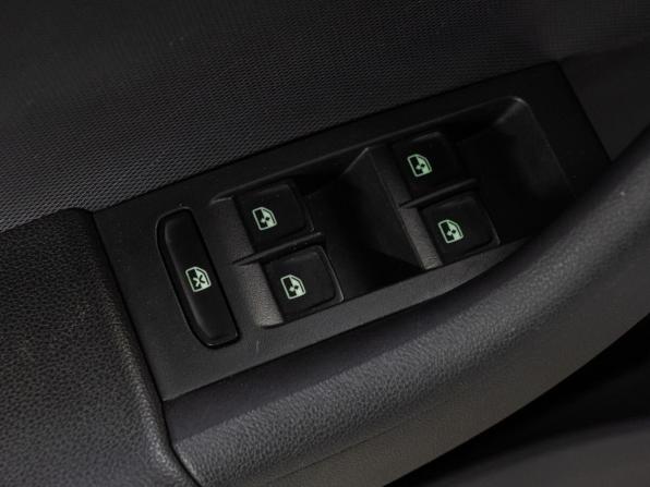 Skoda Rapid I Рестайлинг с пробегом 2018 года, цена 1 159 000 рублей, 142371 км, лифтбек, Автокод Объявления