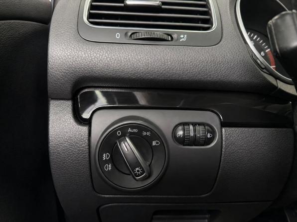 Volkswagen Golf VI с пробегом 2011 года, цена 1 029 000 рублей, 124000 км, хэтчбек, Автокод Объявления
