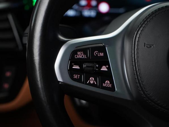 BMW 5 серии VII (G30/G31/G38) Рестайлинг с пробегом 2021 года, цена 4 590 444 рубля, 82281 км, седан, Автокод Объявления