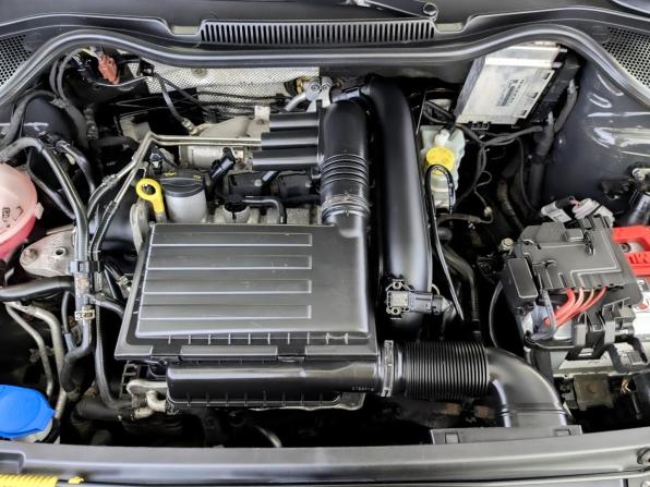 Volkswagen Polo V Рестайлинг с пробегом 2018 года, цена 1 200 000 рублей, 115012 км, седан, Автокод Объявления