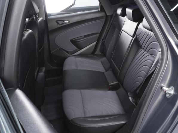 Opel Astra J Рестайлинг с пробегом 2014 года, цена 950 000 рублей, 137222 км, седан, Автокод Объявления