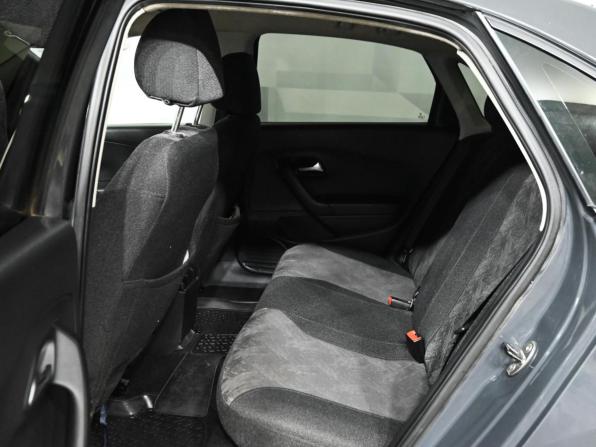 Volkswagen Polo V с пробегом 2013 года, цена 650 000 рублей, 214518 км, седан, Автокод Объявления